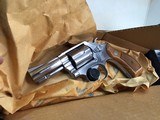 Smith & Wesson model 65-5: The .357 Military & Police Heavy Barrel Stainless, Three Inch - 12 of 25