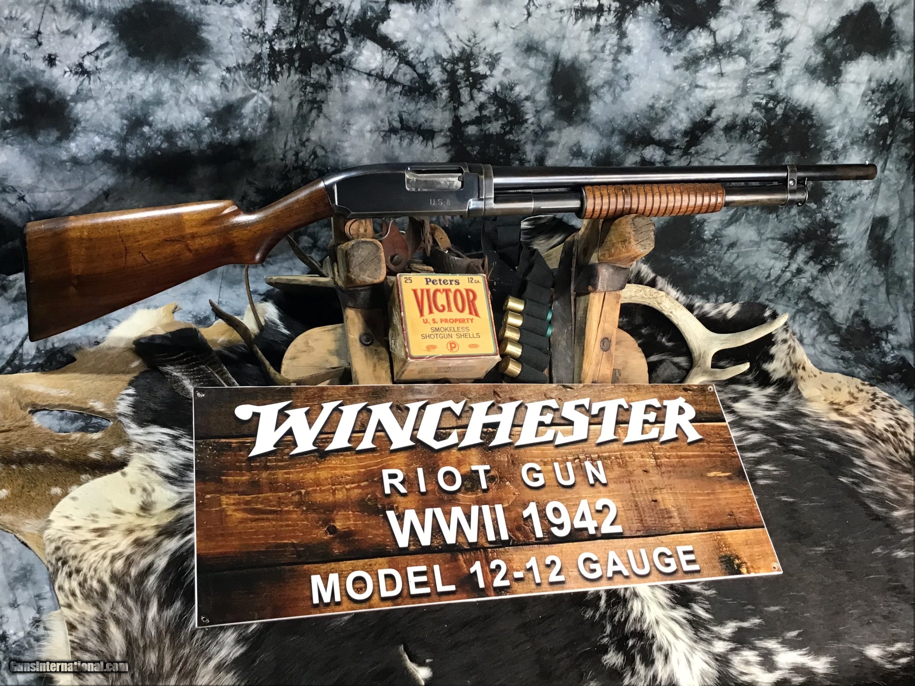 1942 WWII Winchester Model 12 Riot Shotgun , US & Flaming Bomb