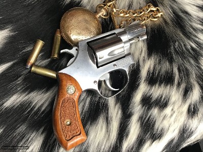 Smith & Wesson model 60 No-Dash, Excellent W/Box, Tools and Owners Papers - Image 25 of 25