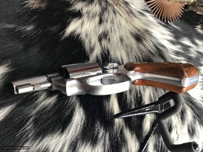 Smith & Wesson model 60 No-Dash, Excellent W/Box, Tools and Owners Papers - Image 23 of 25