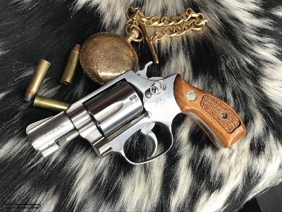 Smith & Wesson model 60 No-Dash, Excellent W/Box, Tools and Owners Papers - Image 24 of 25