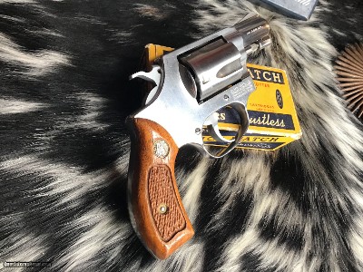 Smith & Wesson model 60 No-Dash, Excellent W/Box, Tools and Owners Papers - Image 14 of 25