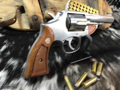 Smith & Wesson 65-3 Four inch, Square Butt, Heavy Barrel, Boxed, & Gorgeous .357 Magnum Carry Gun - Image 10 of 23