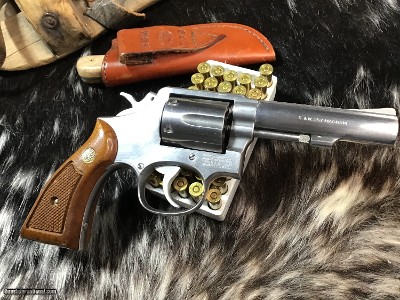 Smith & Wesson 65-3 Four inch, Square Butt, Heavy Barrel, Boxed, & Gorgeous .357 Magnum Carry Gun - Image 11 of 23