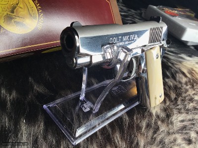1988 Mfg. Colt Officers .45 ACP, Bright Stainless,Ivory Grips Boxed, Gorgeous, 3.5 inch - Image 13 of 24