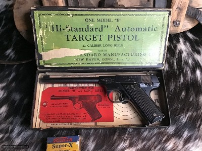 1935 High Standard Model B, Boxed with Papers & Targets, 97% ,. 22 LR