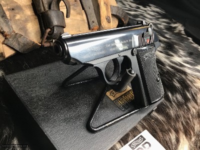 1974 Walther PPK/S, 22 LR, West German Mfg. Boxed, Excellent Condition - Image 9 of 19