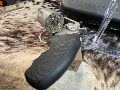Charter Arms Pitt Bull Revolver, 6 Inch, 9mm, LNIB - Image 7 of 11
