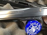 Smith & Wesson Model 41 Mfg. 1988, 7 inch Barrel, 2 mags W/Hardcase, Excellent Condition. Trades Welcome - 4 of 15