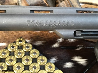 1985 First Year Colt Peacekeeper 6 Inch .357 Magnum. Trades Welcome - Image 2 of 16