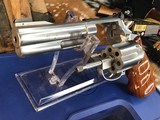 Smith & Wesson Model 617- no dash, Stainless 22 Cal Revolver, Finger Groove Combat Grips, Trades Welcome. - 14 of 22