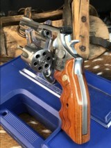 Smith & Wesson Model 617- no dash, Stainless 22 Cal Revolver, Finger Groove Combat Grips, Trades Welcome. - 12 of 22