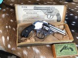 Iver Johnson Safety Hammerless Automatic Double Action Revolver. 32 Cal Nickle, Boxed As New. Trades Welcome - 3 of 25