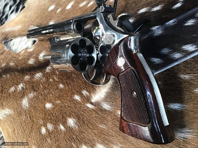 Smith &Wesson 29-2, six inch, Nickel Finish, Pinned Barrel, Recessed Cylinder, .44 Magnum. Trades Welcome. - Image 19 of 23