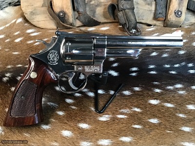 Smith &Wesson 29-2, six inch, Nickel Finish, Pinned Barrel, Recessed Cylinder, .44 Magnum. Trades Welcome. - Image 5 of 23