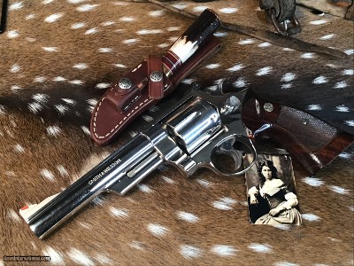 Smith &Wesson 29-2, six inch, Nickel Finish, Pinned Barrel, Recessed Cylinder, .44 Magnum. Trades Welcome. - Image 2 of 23