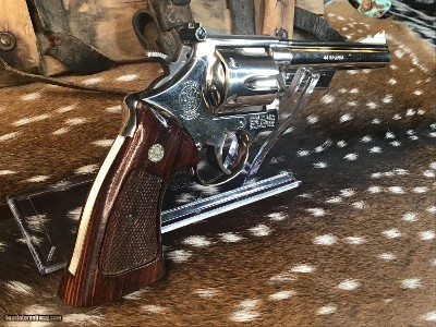 Smith &Wesson 29-2, six inch, Nickel Finish, Pinned Barrel, Recessed Cylinder, .44 Magnum. Trades Welcome. - Image 6 of 23
