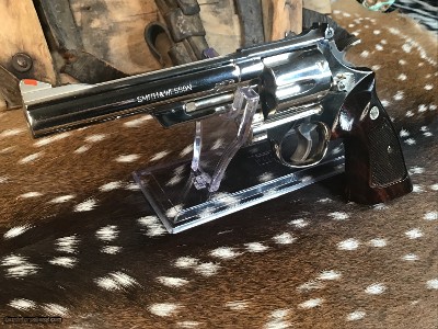 Smith &Wesson 29-2, six inch, Nickel Finish, Pinned Barrel, Recessed Cylinder, .44 Magnum. Trades Welcome. - Image 15 of 23