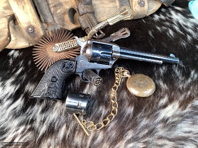 1974 Colt PeaceMaker, .22 Mag, 22LR. Two Cylinders,Trades Welcome - Image 2 of 10