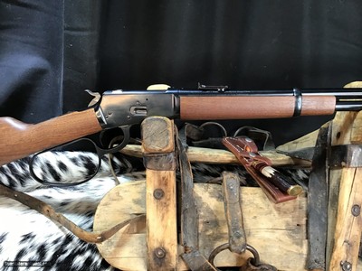 NIB, 1892 Winchester Large Loop Lever Action, .45 Colt, 20 inch Saddle Ring Carbine. Trades Welcome - Image 7 of 14