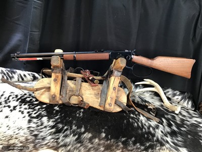 NIB, 1892 Winchester Large Loop Lever Action, .45 Colt, 20 inch Saddle Ring Carbine. Trades Welcome - Image 10 of 14