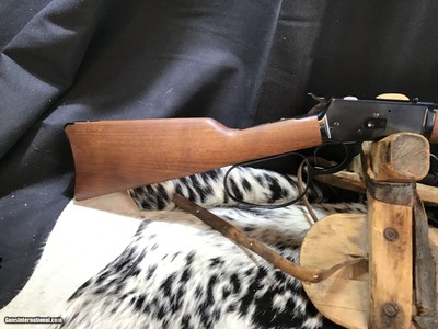 NIB, 1892 Winchester Large Loop Lever Action, .45 Colt, 20 inch Saddle Ring Carbine. Trades Welcome - Image 3 of 14