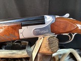 Winchester Select Energy Trap O/U Shotgun, 12 Ga, 30 inch Ported,
Invector Plus Chokes, Cased, Trades Welcome. - 9 of 17