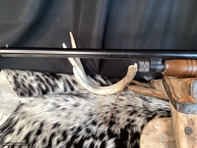 Pre-64 Winchester Model 12 Featherweight Pump 12 Ga Shotgun, solid frame. Trades Welcome - Image 5 of 12