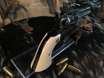 1981 Mfg. Colt New Frontier , Rare 4 3/4 inch Barrel, .45 Colt, Excellent Condition, Trades Welcome. - Image 15 of 25