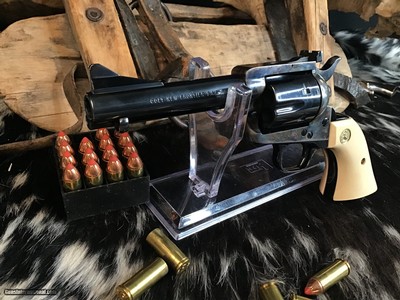 1981 Mfg. Colt New Frontier , Rare 4 3/4 inch Barrel, .45 Colt, Excellent Condition, Trades Welcome. - Image 6 of 25