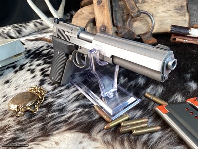 AMT AutoMag III Pistol, .30 Carbine Caliber, Boxed W/2 Mags & Manual, Fun!, Trades Welcome - Image 17 of 25