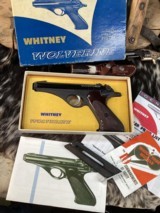 1957 Whitney Wolverine .22 Pistol, Excellent W/Box & Two Mags, Trades Welcome - 4 of 18