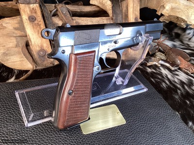 Early Post War FN Browning Hi-Power Pistol, Unfired W/Presentation Case. Trades Welcome - Image 4 of 21