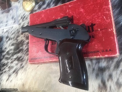 Sheridan Knocabout .22 Pistol, Unfired in Box, Made in Racine Wi. Trades Welcome. - Image 14 of 19