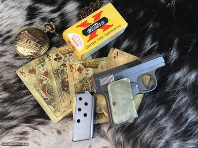 Bauer Mfg. 25 Auto Stainless .25 Semi Auto Pistol. - Image 9 of 10