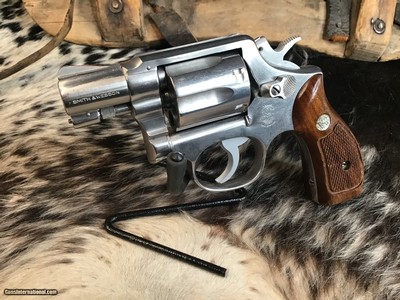 Smith & Wesson Military & Police Stainless model 64 ,38 Special, 2 inch, Stainless, Boxed. Trades Welcome - Image 19 of 24