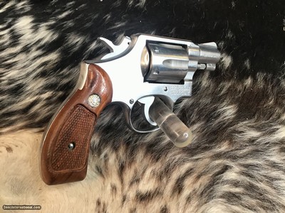 Smith & Wesson Military & Police Stainless model 64 ,38 Special, 2 inch, Stainless, Boxed. Trades Welcome - Image 3 of 24