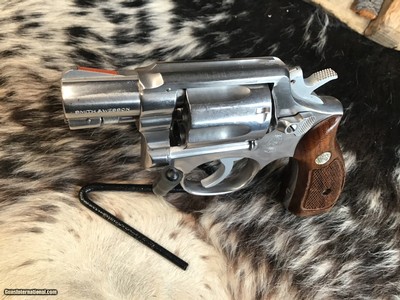 Smith & Wesson Military & Police Stainless model 64 ,38 Special, 2 inch, Stainless, Boxed. Trades Welcome - Image 17 of 24