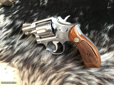 Smith & Wesson Military & Police Stainless model 64 ,38 Special, 2 inch, Stainless, Boxed. Trades Welcome - Image 11 of 24