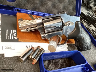 Smith & Wesson Pro Series .357 Magnum Centennial Stainless 640-1, J Frame Cannon, Trades Welcome.