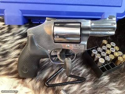 Smith & Wesson Pro Series .357 Magnum Centennial Stainless 640-1, J Frame Cannon, Trades Welcome. - Image 9 of 19
