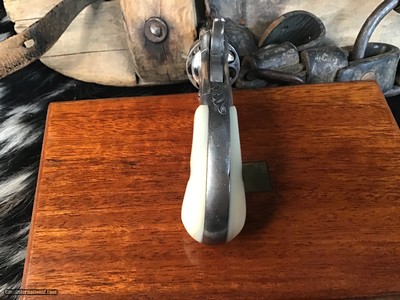 Antique Hopkins & Allen XL No.1, .22 Short Revolver,Cased, Engraved, Pearl Grips, Nickel Finish , Trades Welcome - Image 6 of 10