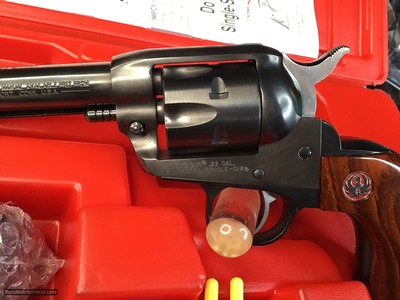 Ruger Single Six 50Th Ann. Model Combo .22LR/.22Mag. New Old Stock , Unfired. Trades Welcome - Image 4 of 10