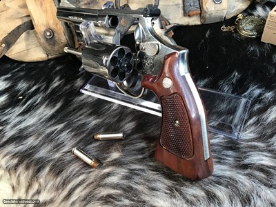 1982 Smith & Wesson Model 19-5, 4”, Nickel Combat Magnum, Boxed.Trades Welcome. - Image 12 of 17