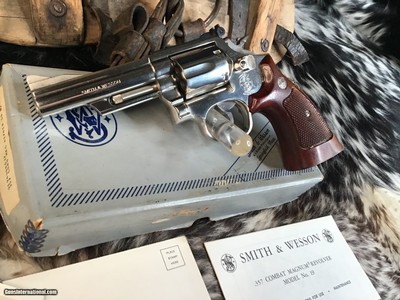 1982 Smith & Wesson Model 19-5, 4”, Nickel Combat Magnum, Boxed.Trades Welcome. - Image 4 of 17