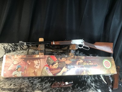 1985 Winchester 9422 BoyScout Commemorative, Rifle, Boxed & Unfired. Trades Welcome. - Image 6 of 19