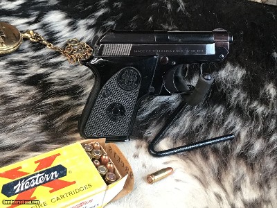 Beretta 950 BS .25 acp, Flip Up Barrel. Trades Welcome - Image 2 of 12