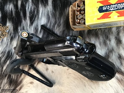 Beretta 950 BS .25 acp, Flip Up Barrel. Trades Welcome - Image 7 of 12