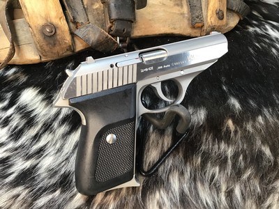 LNIB Sig Sauer P230 , Semi Auto W Decocker, .380 ACP, Stainless, Boxed, Trades Welcome. - Image 11 of 13