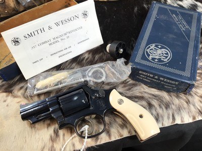 Smith & Wesson Model 19-5 Combat Magnum, 2.5”, Boxed .357 Magnum. Trades Welcome - Image 19 of 21